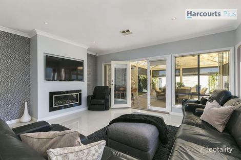 Property photo of 2 Wildi Court Hallett Cove SA 5158