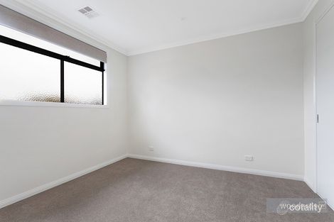 2/13 St Albans St, Mount Waverley, VIC 3149