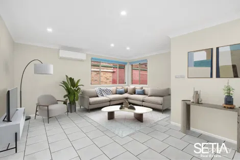 Property photo of 4 Glenview Grove Glendenning NSW 2761