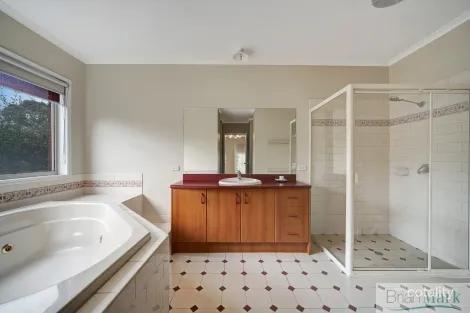 Property photo of 7 Pinnacle Place Hoppers Crossing VIC 3029