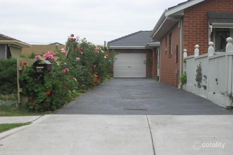 33 Phillip Rd, Keilor East, VIC 3033