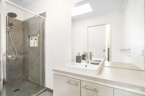 Property photo of 8 Compass Circuit Corio VIC 3214