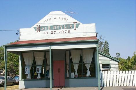 35 Upper Dawson Rd, Allenstown, QLD 4700