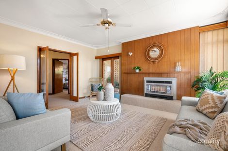Property photo of 16 Sydenham Road Doubleview WA 6018