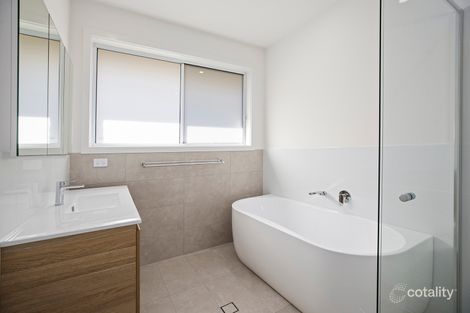 Property photo of 17 Currawong Close Coffs Harbour NSW 2450