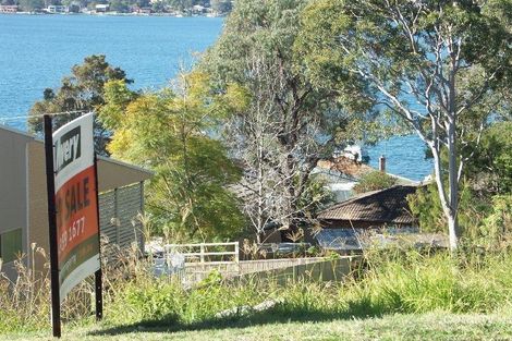 Property photo of 17 Sunlight Parade Rathmines NSW 2283