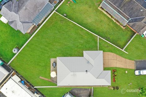 10 Franks Cl, East Branxton, NSW 2335