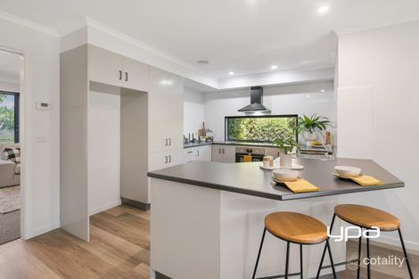 Property photo of 24 Betula Terrace Sunbury VIC 3429