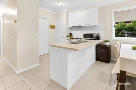 Property photo of 12 Stonegate Drive Wollert VIC 3750