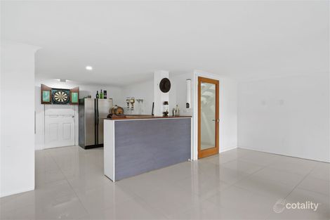 Property photo of 8 Glenlyn Street Wynnum West QLD 4178