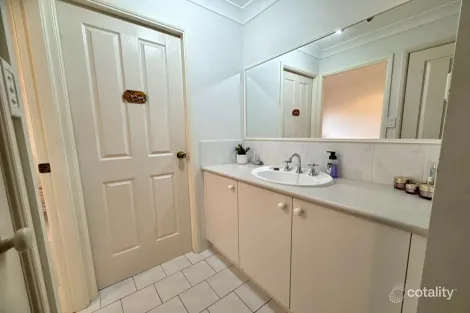 Property photo of 13/7 Hamilton Place Bomaderry NSW 2541