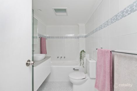 Property photo of 4/7-9 Clyde Road Dee Why NSW 2099