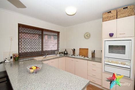 Property photo of 8 Mooloolah Court Hillcrest QLD 4118