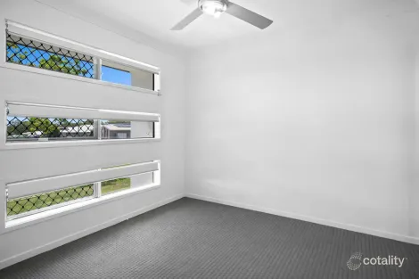 Property photo of 2/192 Graham Road Morayfield QLD 4506