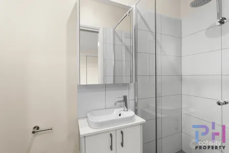 Property photo of 2 Mafeking Street Kennington VIC 3550