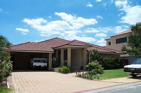 4 The Lakes, Ballajura, WA 6066