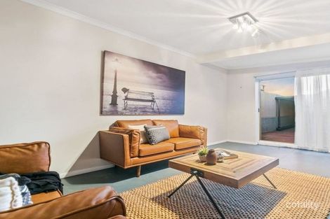 Property photo of 96B Huntriss Road Karrinyup WA 6018