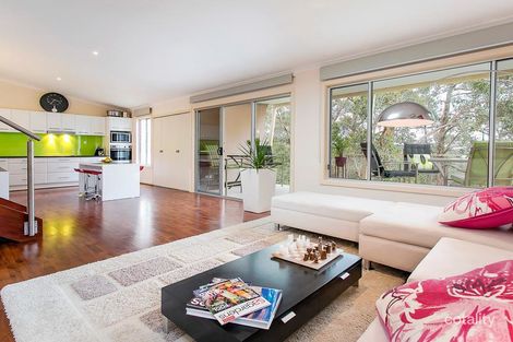 Property photo of 3 Staplehurst Lane Greenhill SA 5140