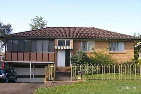 Property photo of 2 Chiniala Street Mansfield QLD 4122