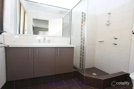 Property photo of 4 Strowan Pass Carramar WA 6031