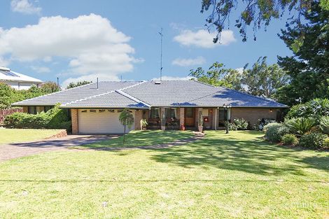 Property photo of 11 Brie Brie Crescent Kalamunda WA 6076