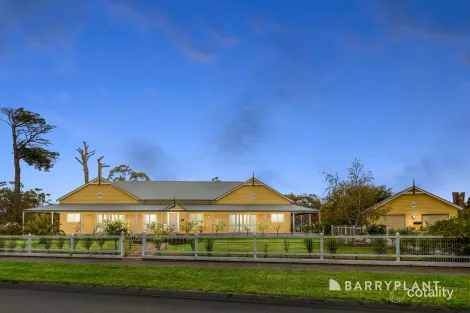 Property photo of 4 Coach House Lane Beaconsfield VIC 3807