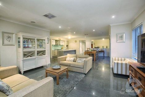 Property photo of 36 Berry Avenue Edithvale VIC 3196