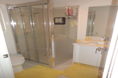 Property photo of 6 Uddin Lane Hampton Park VIC 3976
