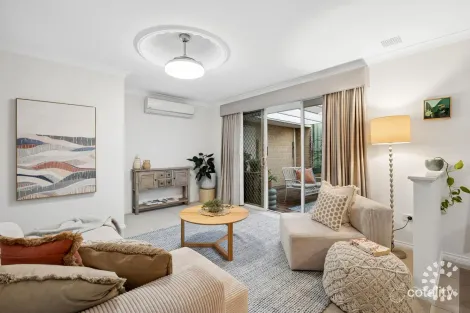 Property photo of 2/5 Kanimbla Street Bicton WA 6157