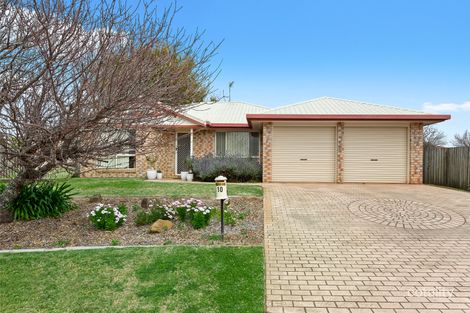 Property photo of 10 Sunflower Close Middle Ridge QLD 4350