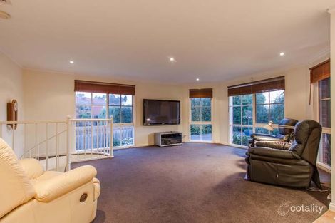 Property photo of 9 Blue Gum Mews Langwarrin VIC 3910