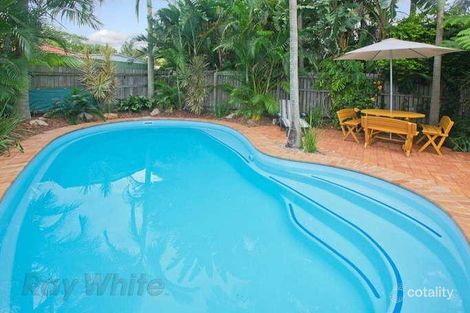 4 Woodbine Ave, Camira, QLD 4300