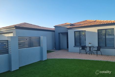 Property photo of 30 Miramare Boulevard Currambine WA 6028