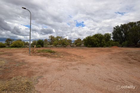 2 Barett Ave, Stirling North, SA 5710