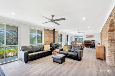 Property photo of 50 Winderadeen Drive Highland Park QLD 4211