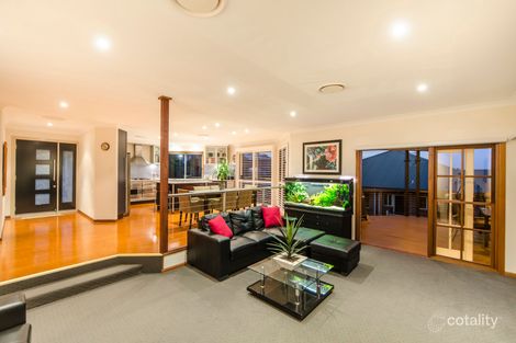 Property photo of 8 Martindale Court Mount Lofty QLD 4350
