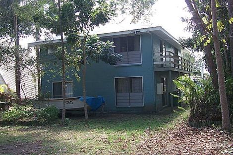 Property photo of 18 Ooyan Street Coochiemudlo Island QLD 4184