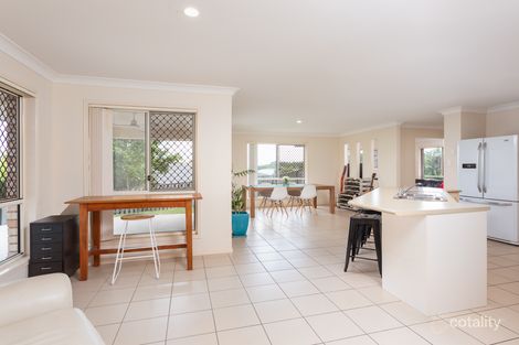 Property photo of 5 Codrington Circuit Pacific Pines QLD 4211