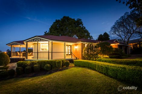 8 Martindale Ct, Mount Lofty, QLD 4350