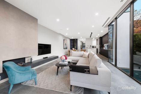 Property photo of 11 Narallah Grove Box Hill North VIC 3129