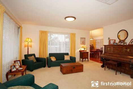 Property photo of 7 Ellaswood Close Berwick VIC 3806