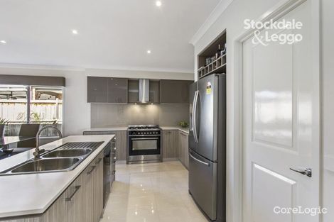 Property photo of 24 Hayton Park Boulevard Cranbourne West VIC 3977