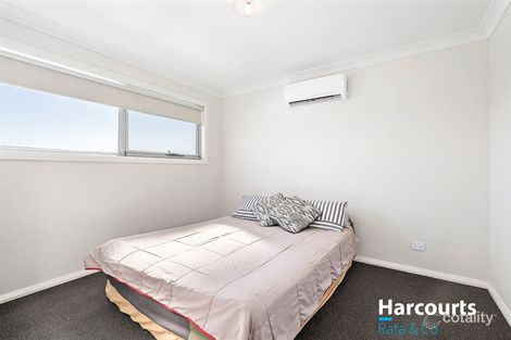 Property photo of 6 Wiseman Walk Wollert VIC 3750