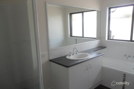 Property photo of 13 Prospect Terrace Highfields QLD 4352