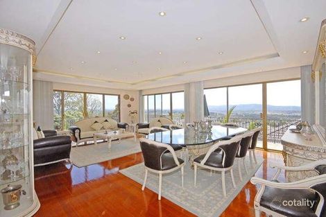 Property photo of 13 Summit Crescent Glen Waverley VIC 3150