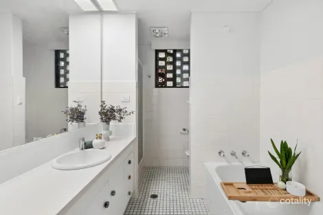 Property photo of 5/8 Giles Street Griffith ACT 2603