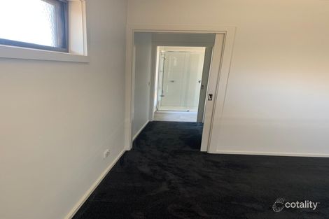 Property photo of 6 Bodhran Place Lynbrook VIC 3975