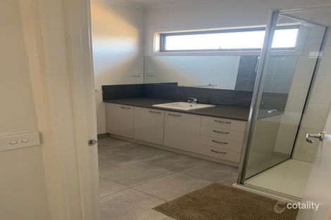 Property photo of 6 Bodhran Place Lynbrook VIC 3975