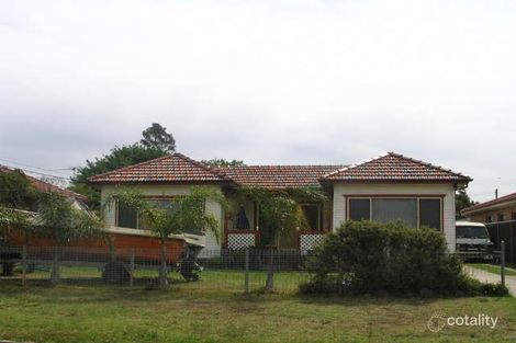 44 Weir Cres, Lurnea, NSW 2170