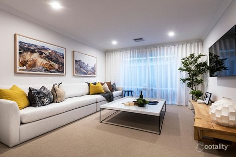 Property photo of 18 Mudstone Road Treeby WA 6164